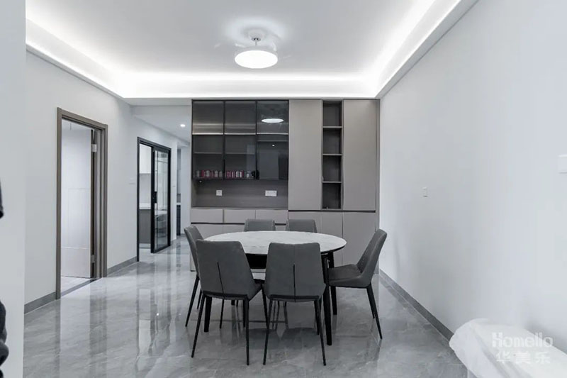 135㎡簡(jiǎn)約與實(shí)用主義結(jié)合，打造現(xiàn)代生活舒適的狀態(tài)